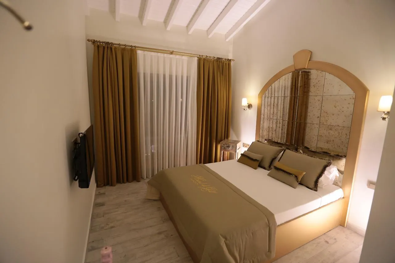Hotel De Gold Alacati (Adults Only) 2*,